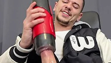 Jerking Off With My Toy !