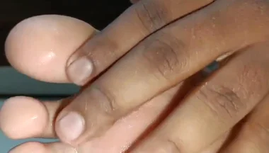 Oiled up Solo Smooth Foot Fetish Tease