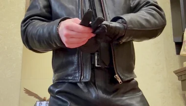 Leather Cop Kinkysirius in Full Leather Staged a Leather Striptease