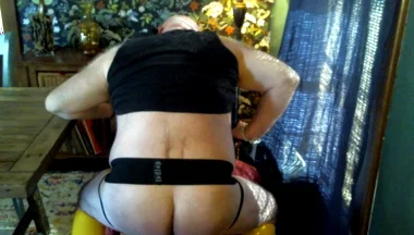 Beardaddychub Cums on Webcam