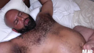 Tattooed Brooklyn Bear Fucked By - Black Sam And Sam Black