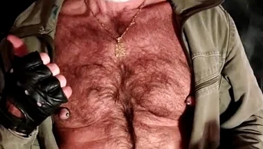 Titpig Sinner