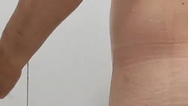 Unbelievable Cumming in Fifteen Seconds, the Fastest in the World.
