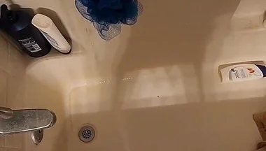 Pissing in the Tub.