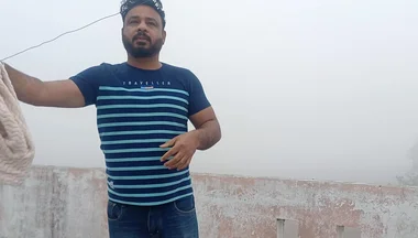Indian Daddy Takes off His Clothes in Freezing Winter Fog