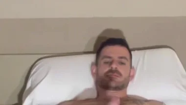 Xiscoxx Relaxing in Bed