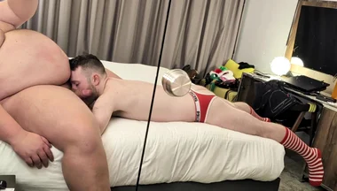 A Hole for Santa