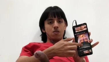 Hairy Latino Man Jerks off in His Workplace
