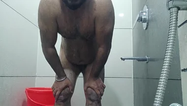 Hot Daady Nude Bathing Show