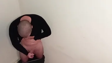 Very Sexy Guy Jerking off Until Cumshot
