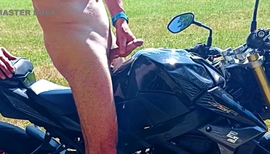 Cumshots of Slave Gis