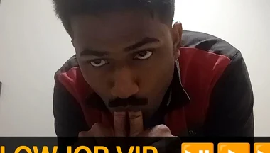 Desi Finger Suck