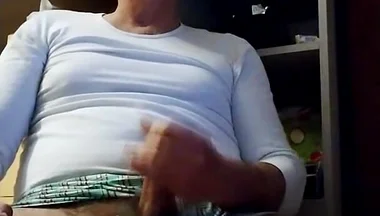 Video Call with a Beautiful Trans!