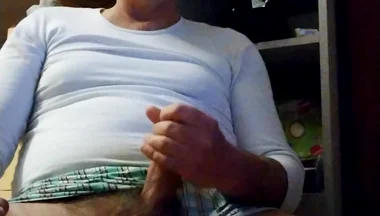 Video Call with a Beautiful Trans!