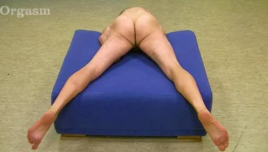 Nacked Hump Masturbation in a Basement