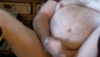 Beardaddychub Jerks on Cam