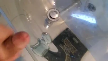 Hot Guy Jerks off Moaning in the Mirror