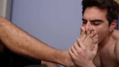 Skater feet master sucking