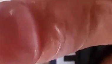 Ladysilva Hot Handjob with Cumshot That Delights Cock