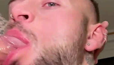 Sloppy Blowjob on Thick Uncut Cock