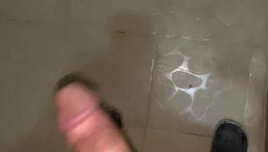 Jerking off in Office Toilet