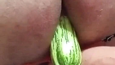 Dildo and Zucchini, a Beautiful Combination of Pleasure.