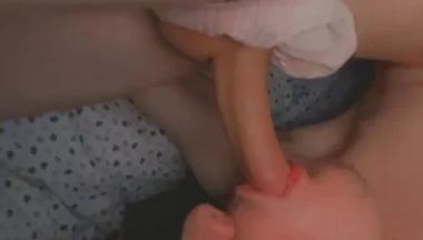 Sucking My Juicy Cock (selfsuck)