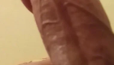 I Masturbated at Night and My Penis Started Leaking Water.