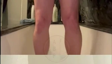 Amateur Guy Pissing in the Bathtub After Desperation, and Wetting His Undies