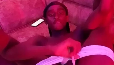 Horny Big Booty Desi Twink Wants You to Play with His Asshole