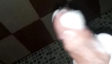 Guy Takes the Shower to Masturbate