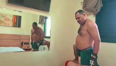 Bearzinho Black’s Mma Lesson for Jobber