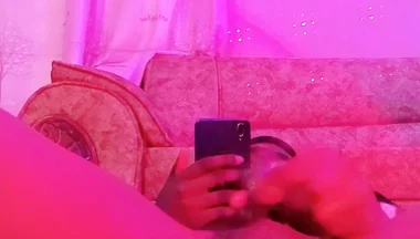 Sexy Big Butt Twink Jerks off