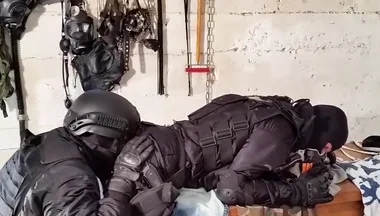3 german swat cops cuming