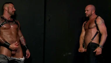 Hugh Hunter And Matt Stevens - Pounding Puss Until They Both Cum