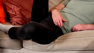 The Chastity Boy Is Ordered to Worship Feet (4k)
