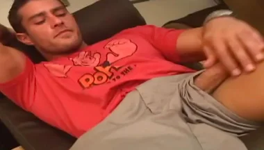 Italian Hunk Goes Solo With Cody Cummings