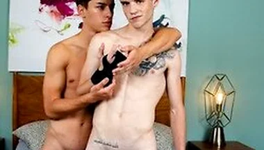 Nextdoortwinks Saucy Kitchen Fuck - Scott & Hayden Get Messy