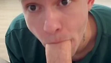 Twink Invited His Twink Friend With A Big Dick Over And Seduced Him Into Giving Him A Blowjob