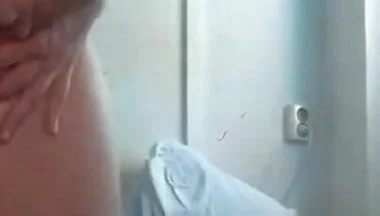 Jerking off Big Dick