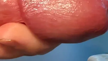 Slow-mo Oreo Cumshot: Dripping Sperm Load on Cookie Close-up!