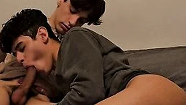 Amateur Sex With Young Friends