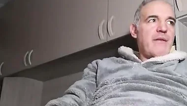 February 10 Online Evening Show with Cumshot in Your Face!