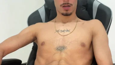 Young Hairy Man Cumming a Lot