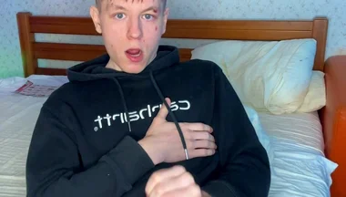 Bored in My Room so I Rubbed My Big Cock Until I Blew a Load