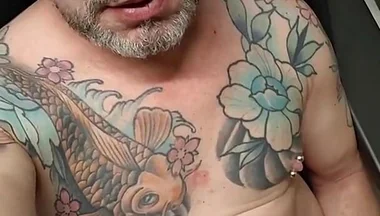 Sls-frank Squirts From His Subincision in Close-up