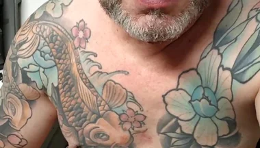 Sls-frank Squirts From His Subincision in Close-up