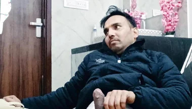 Aisain Daddy Uncle European American Daddy Indian Army Man Desi Man Uncle