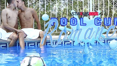 Staxus: Pool Cum Romance!