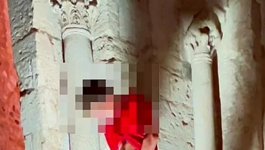 Very Risky and Immense Ejaculation in a Very Public Place